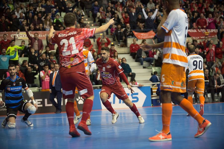 El conjunto de Duda remonta una desventaja de hasta tres goles y consigue llevarse un encuentro marcado por el debut de Xuxa y Fernando Drasler y las paradas de Raúl Jerez