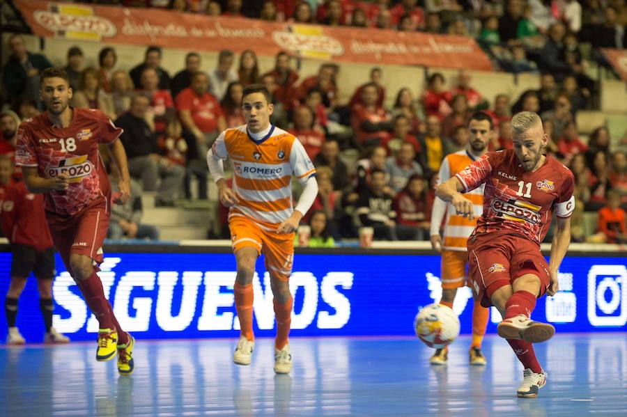 El conjunto de Duda remonta una desventaja de hasta tres goles y consigue llevarse un encuentro marcado por el debut de Xuxa y Fernando Drasler y las paradas de Raúl Jerez