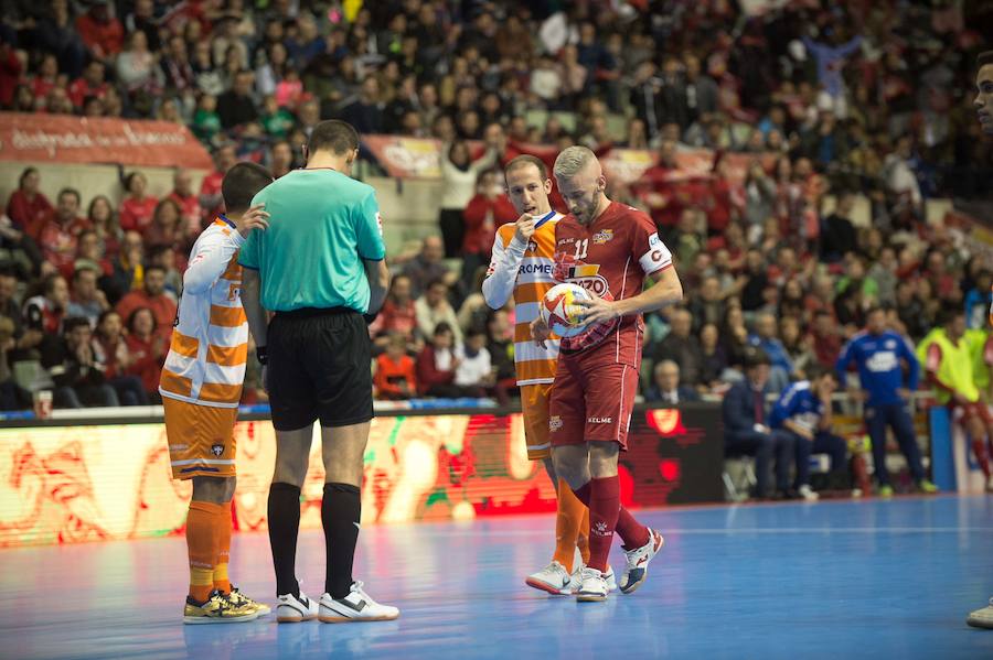 El conjunto de Duda remonta una desventaja de hasta tres goles y consigue llevarse un encuentro marcado por el debut de Xuxa y Fernando Drasler y las paradas de Raúl Jerez