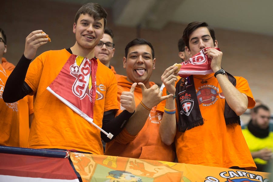 El conjunto de Duda remonta una desventaja de hasta tres goles y consigue llevarse un encuentro marcado por el debut de Xuxa y Fernando Drasler y las paradas de Raúl Jerez