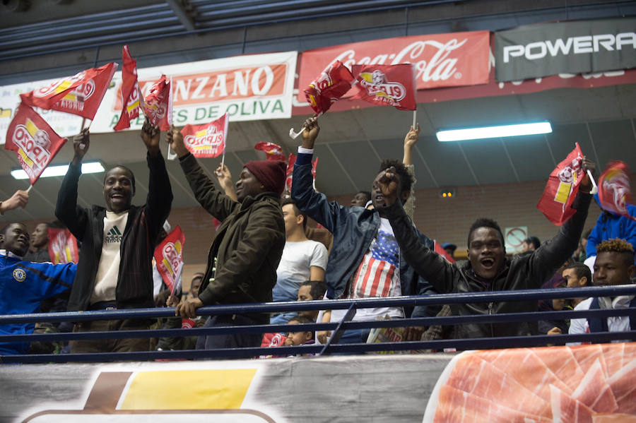 El conjunto de Duda remonta una desventaja de hasta tres goles y consigue llevarse un encuentro marcado por el debut de Xuxa y Fernando Drasler y las paradas de Raúl Jerez