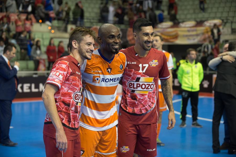 El conjunto de Duda remonta una desventaja de hasta tres goles y consigue llevarse un encuentro marcado por el debut de Xuxa y Fernando Drasler y las paradas de Raúl Jerez