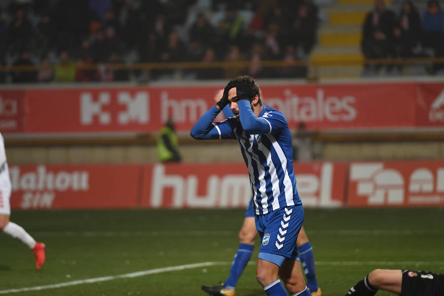 Fabri ha dado más solidez al conjunto lorquino, pero el equipo cae en León y el nuevo técnico sigue sin conocer el triunfo