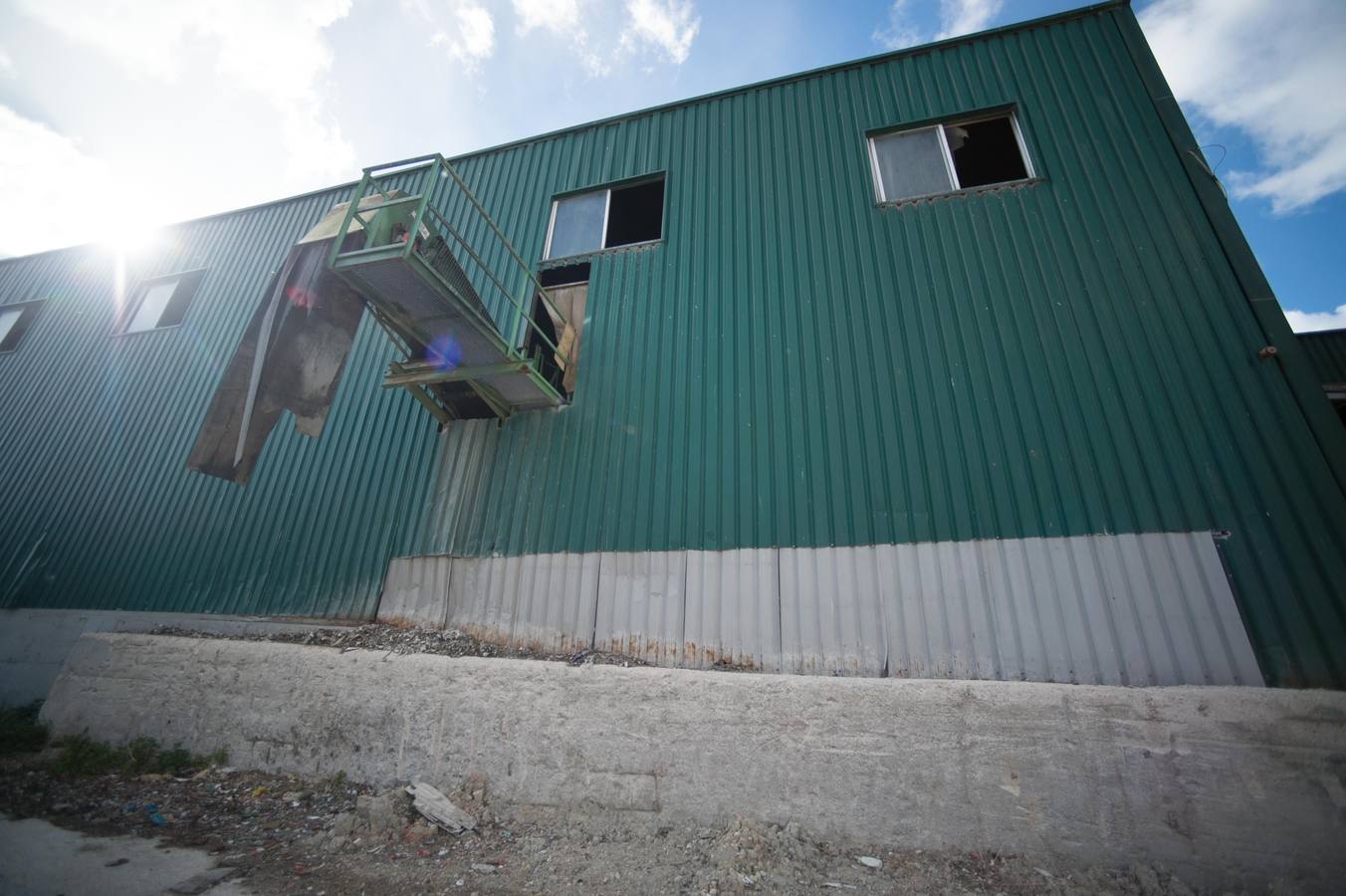 El Gobierno valenciano estudia aportar 1,3 millones; en febrero se retomarán los trabajos desmantelando una balsa de lixiviados