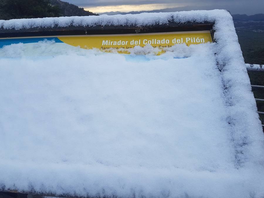 Sierra Espuña también recibió parte de la nevada.