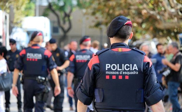 Agentes de los Mossos d'Esquadra