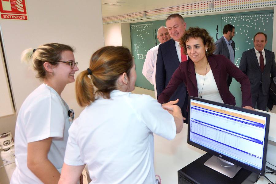 Dolors Montserrat puntualiza que el Ejecutivo central tiene «muy claro el camino a seguir» por lo que serán el resto de partidos de la oposición los que deberán sumarse ahora a este cambio de modelo