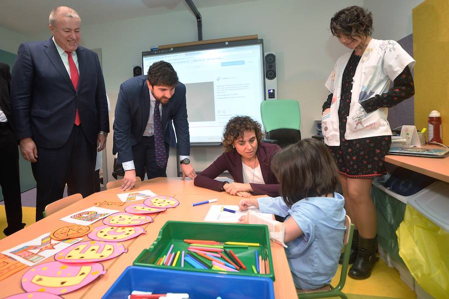 Dolors Montserrat puntualiza que el Ejecutivo central tiene «muy claro el camino a seguir» por lo que serán el resto de partidos de la oposición los que deberán sumarse ahora a este cambio de modelo