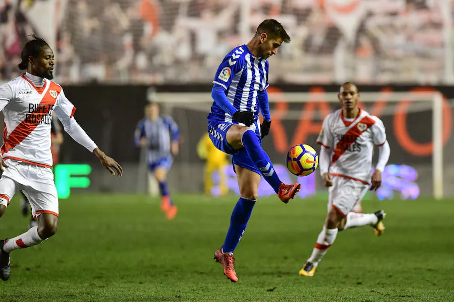 El conjunto de Fabri suma su octava derrota consecutiva, la más abultada de la temporada, y queda relegado al farolillo rojo de la Segunda División