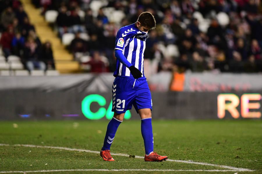 El conjunto de Fabri suma su octava derrota consecutiva, la más abultada de la temporada, y queda relegado al farolillo rojo de la Segunda División