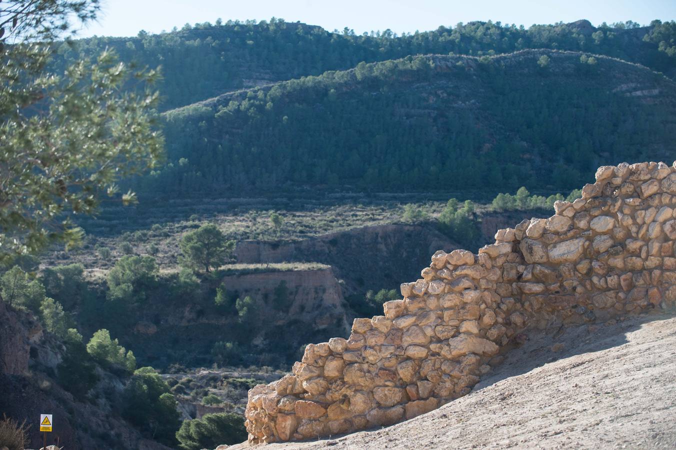 Una visita guiada a la increíble ciudad argárica de Totana para conocer a los ancestros a fondo