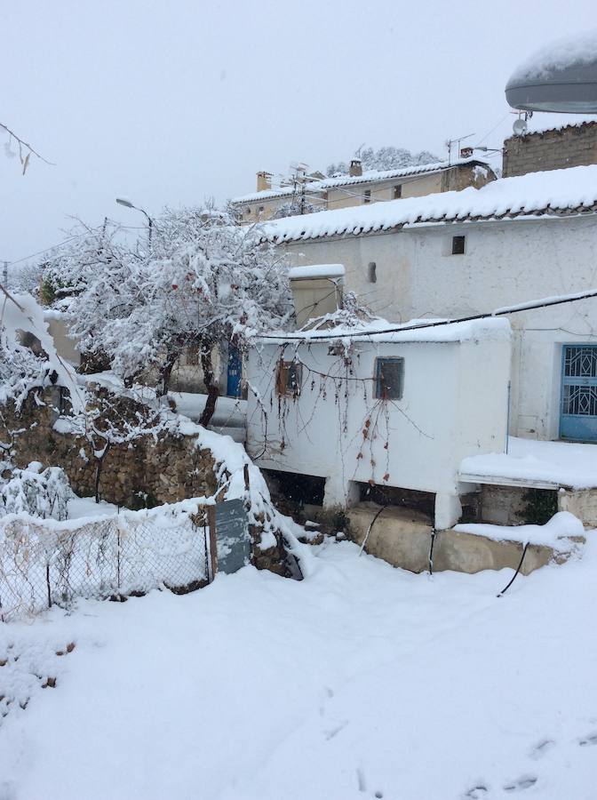 Intensa nevada en Mazuza, pedanía de Moratalla.