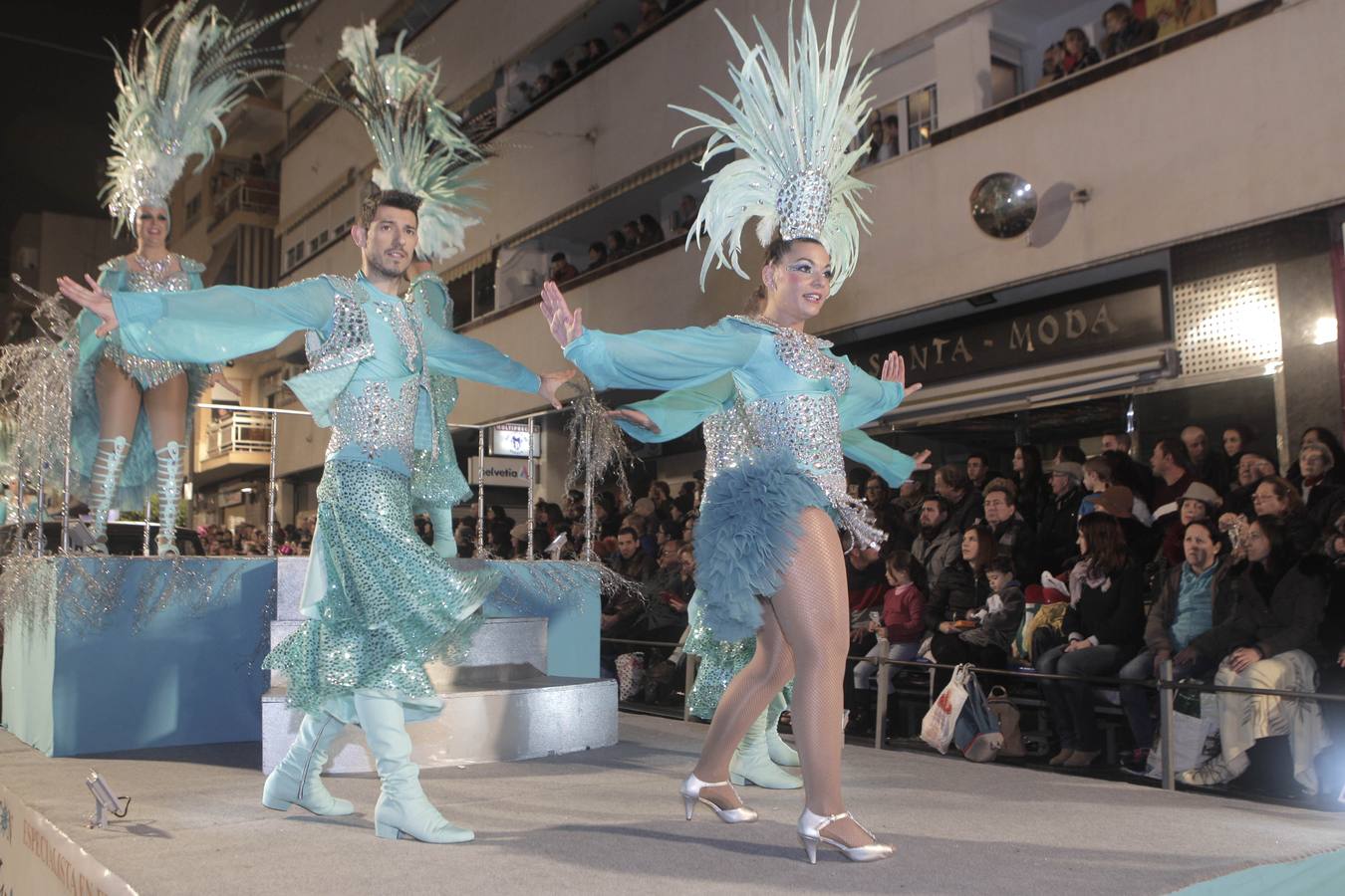 La Federación de Peñas cifró la asistencia al primer desfile del Carnaval en 15.000 personas