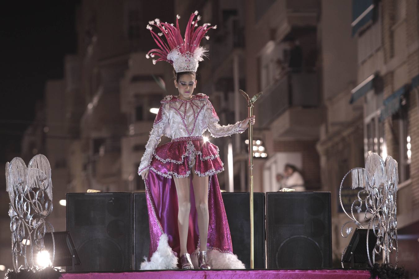 La Federación de Peñas cifró la asistencia al primer desfile del Carnaval en 15.000 personas