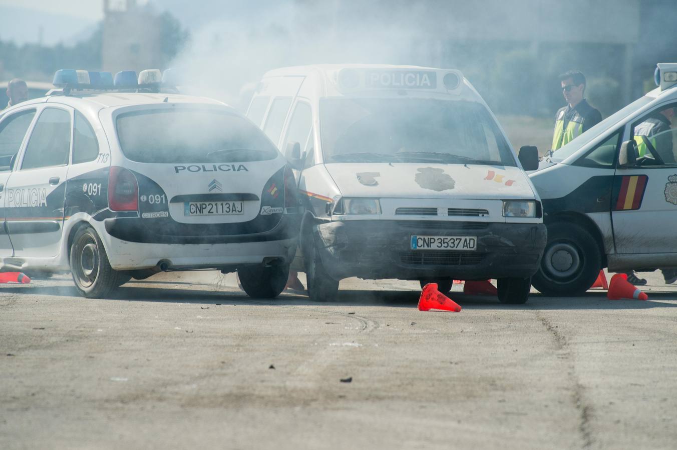 La Policía Nacional realizó un curso de conducción en la Base Aérea de Alcantarilla para evitar atentados y mejorar la seguridad de los agentes