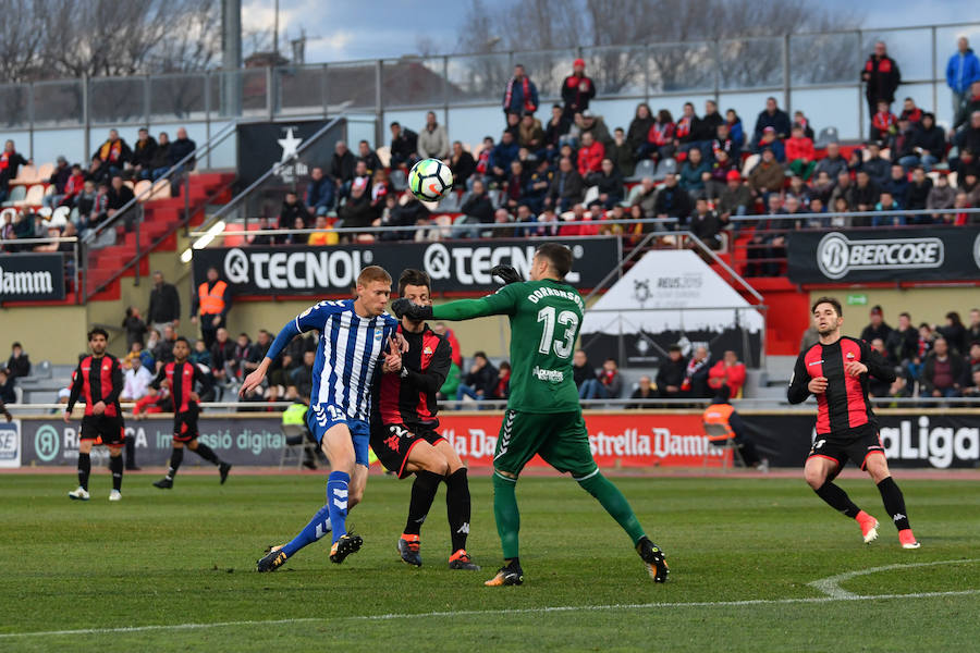 El Reus golea cómodamente a un colista que acumula diez derrotas consecutivas