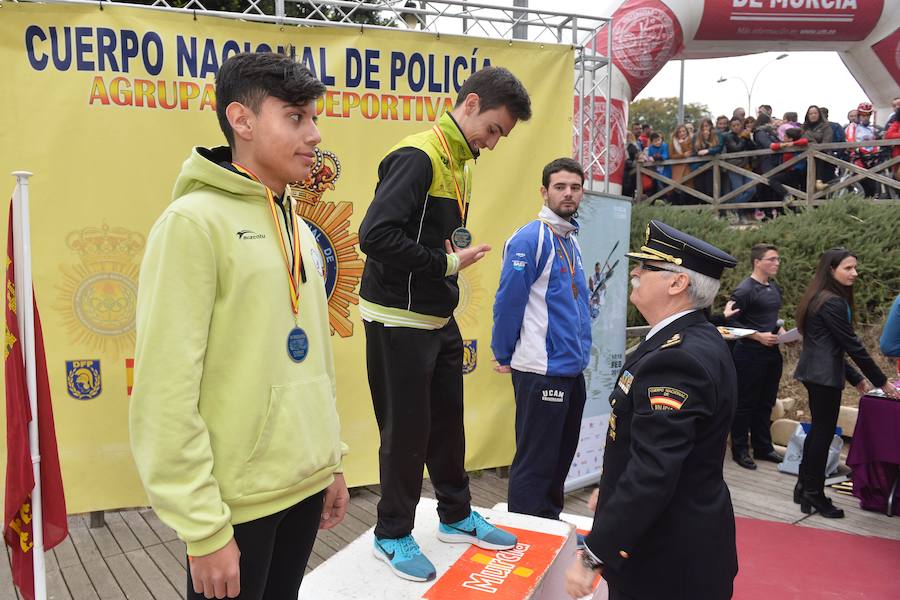 Más de 700 piragüistas participan en las carreras por el Segura