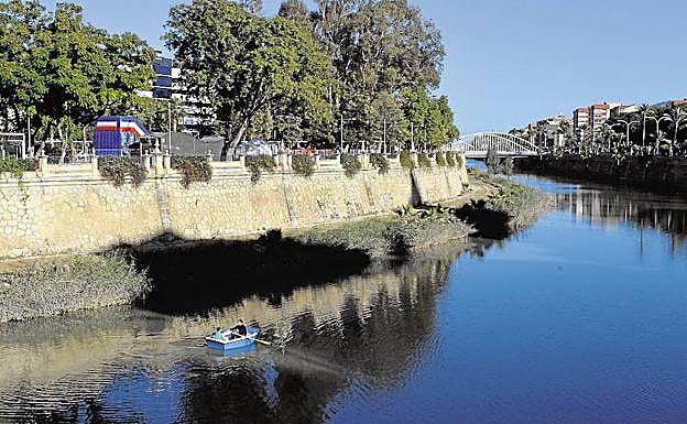El río Segura a su paso por Murcia. 