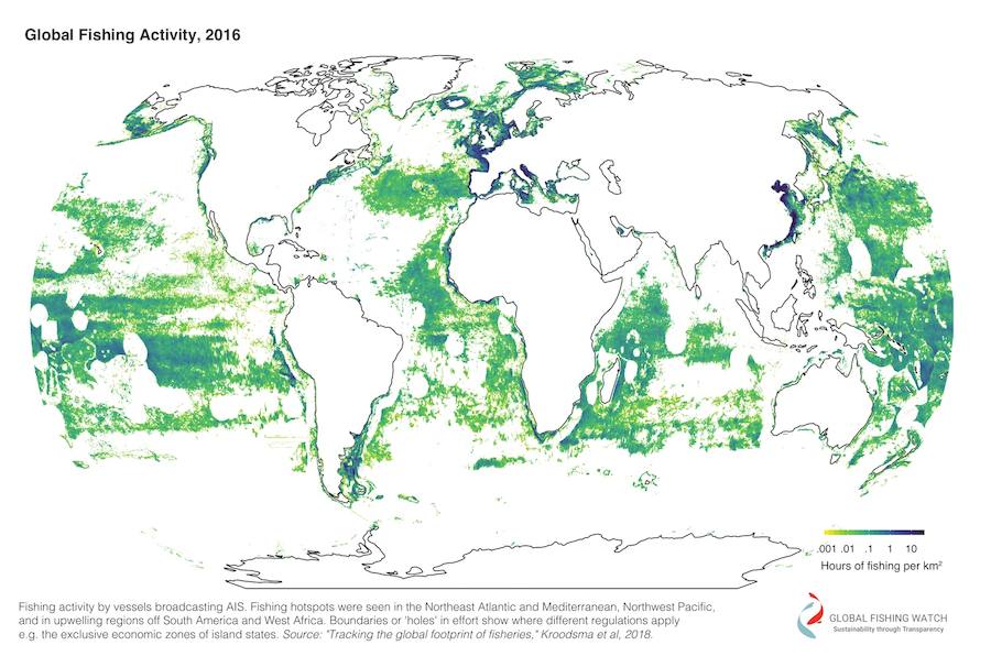 El verde oscuro representa las zonas con más horas de pesca.