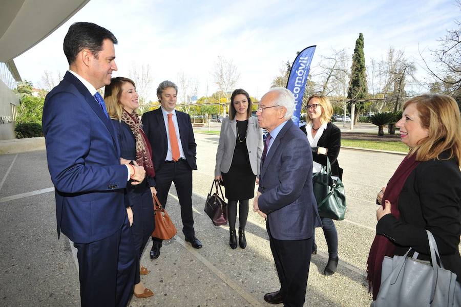 La presidenta de la Asociación Thader Consumo reclama la conciliación real y la cotización de las amas de casa para lograr la igualdad