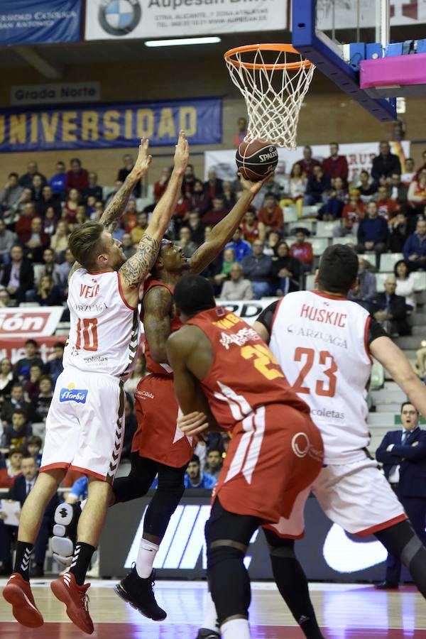 Los murcianos ganan por primera vez en un mes y medio en un partido competido que desniveló Urtasun como base. El final parecía plácido, pero un parcial de 2-12 en los últimos cuatro minutos dio incluso opción de empate al Burgos