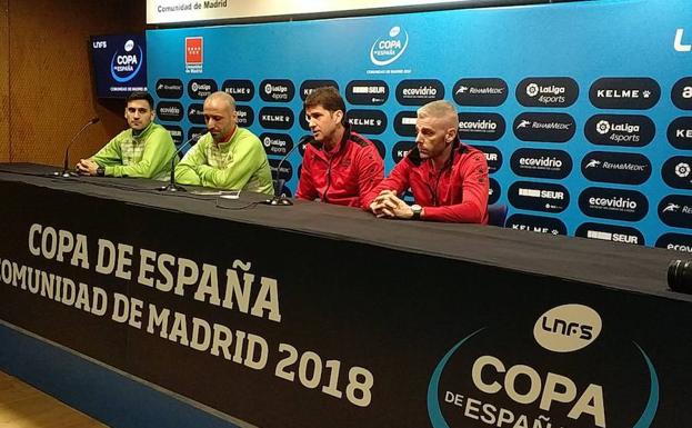 Un momento de la rueda de prensa.