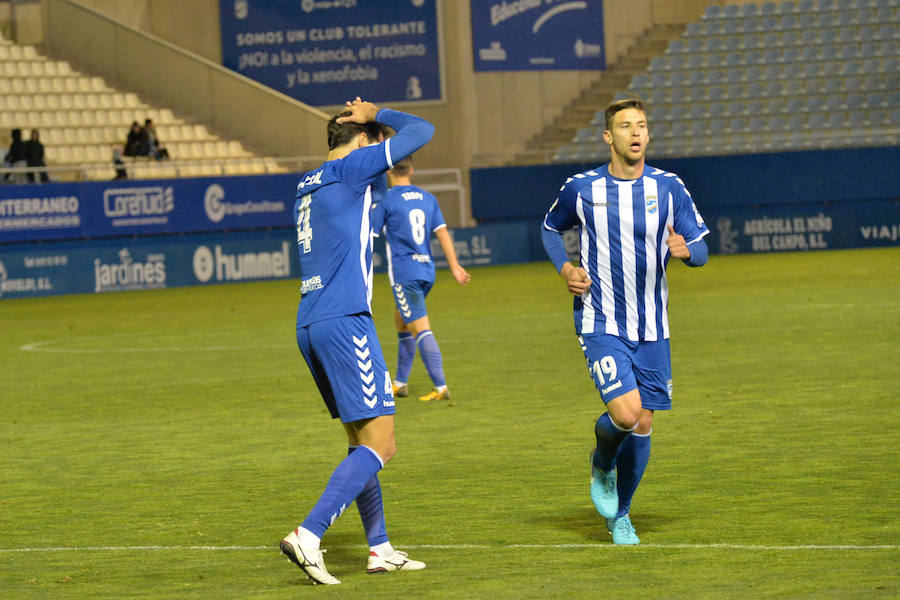 Dani Ojeda, desde el punto de penalti, adelantó al equipo de la Ciudad del Sol y Cucurella hizo el empate definitivo en el Artés Carrasco