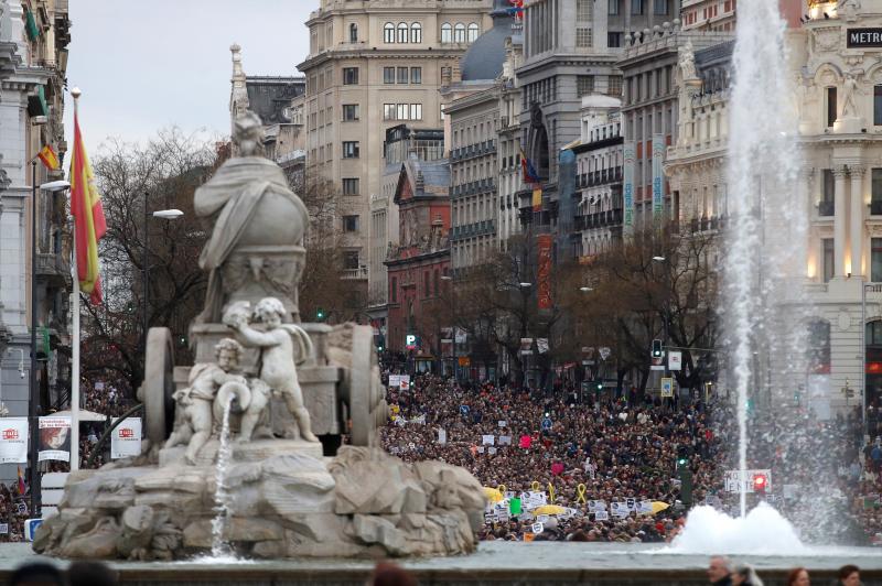 Madrid, Barcelona, Bilbao, San Sebastián, Vigo... protestan en las calles por el insuficiente alza del 0,25% y piden que estas ayudas se revaloricen en función del IPC