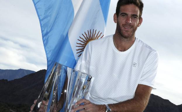 Juan Martín del Potro, con el trofeo de Indian Wells. 