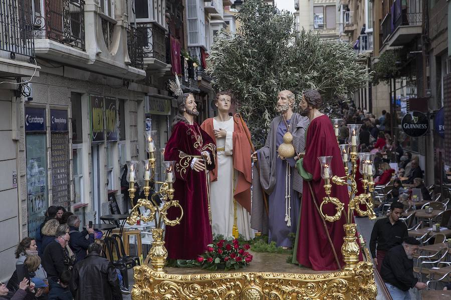 Cinco mil niños encarnan la llegada de Jesús a Jerusalén