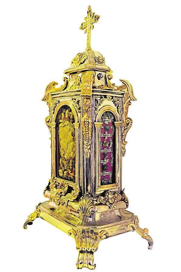 Colección de reliquias de diversos santos