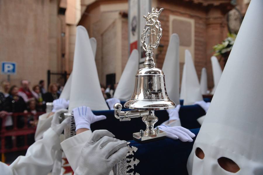 La Pontificia, Real, Hospitalaria y Primitiva Asociación del Santísimo Cristo de la Salud transportó este Martes Santo sus tronos desde la Iglesia de San Juan de Dios de Murcia.