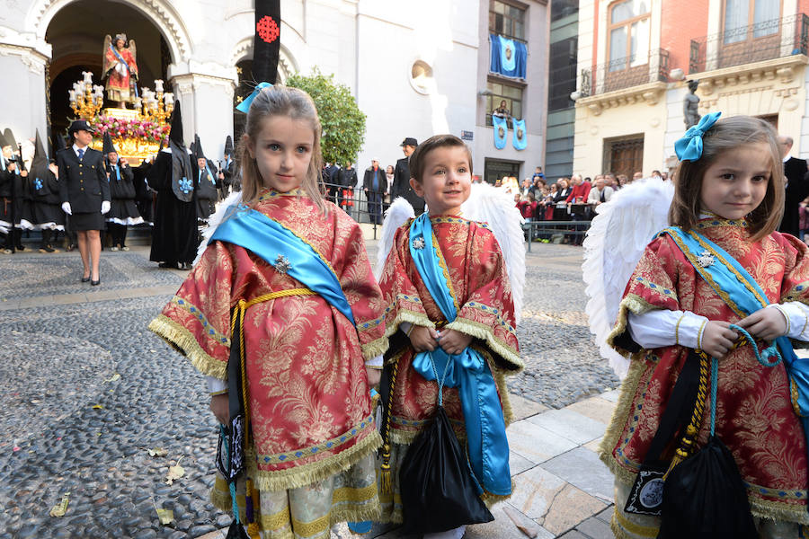 Procesionaron Los Servitas, el Santo Sepulcro y la Cofradía del Cristo de la Misericordia