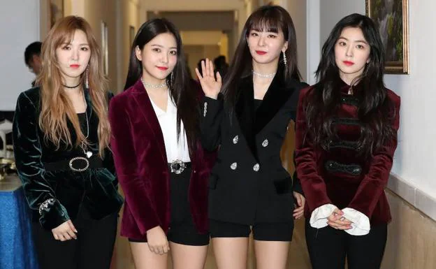 Las componentes de Red Velvet, ayer, en Pyongyang.