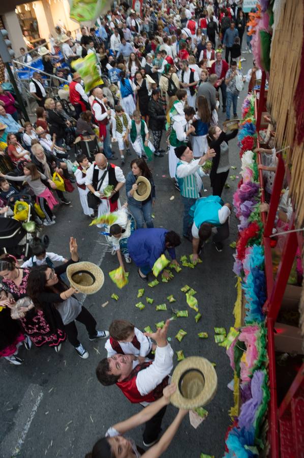 Las calles de Murcia se visten de costumbrismo en el desfile del Bando de La Huerta 2018