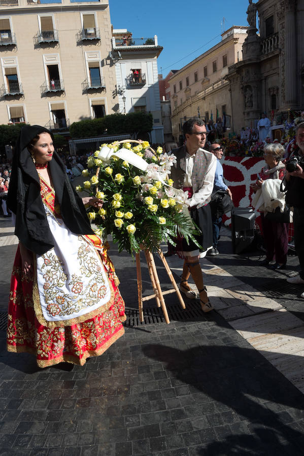 El obispo Lorca Planes invita a compartir «el pan y la alegría» 