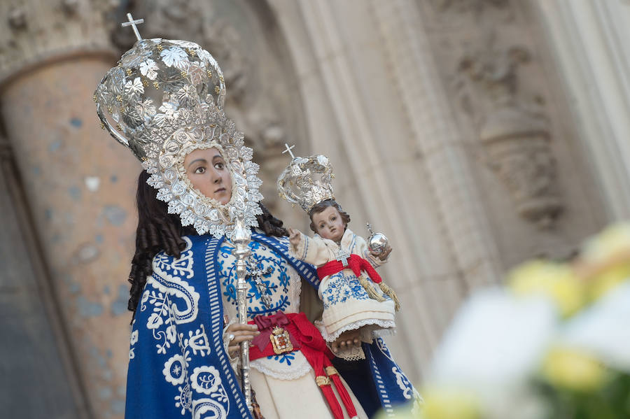 El obispo Lorca Planes invita a compartir «el pan y la alegría» 