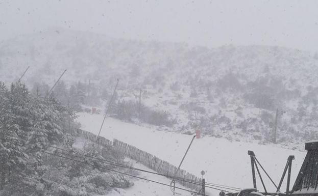 Se vive un invierno sin fin que permite a las estaciones alargar el curso