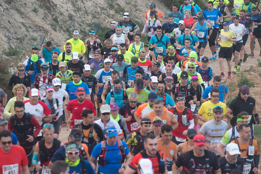 Unos 3.800 valientes parten con la primera luz del día al asalto de las baterías de costa de Cartagena