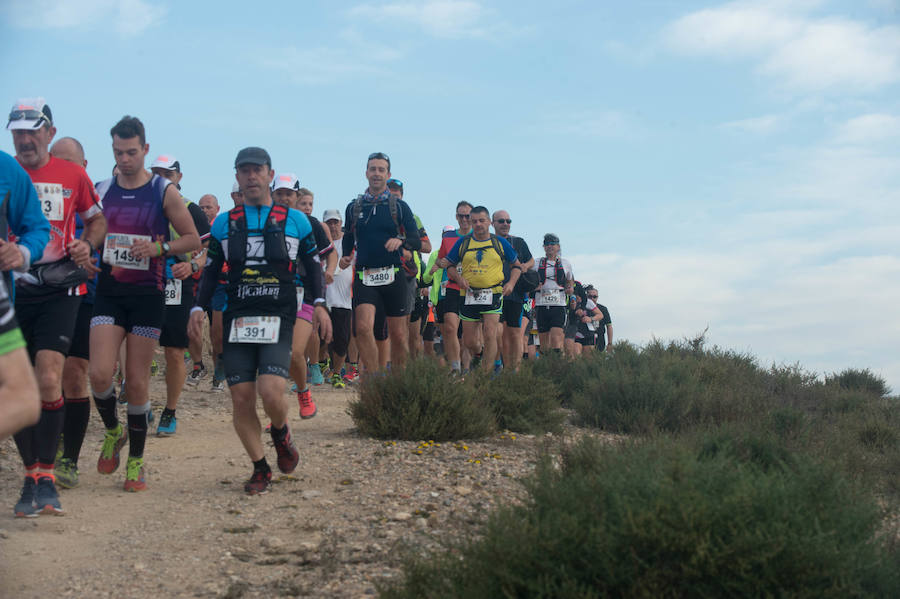 Unos 3.800 valientes parten con la primera luz del día al asalto de las baterías de costa de Cartagena