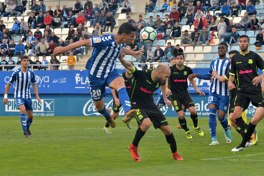 El Lorca FC sumó por tercera jornada consecutiva en casa