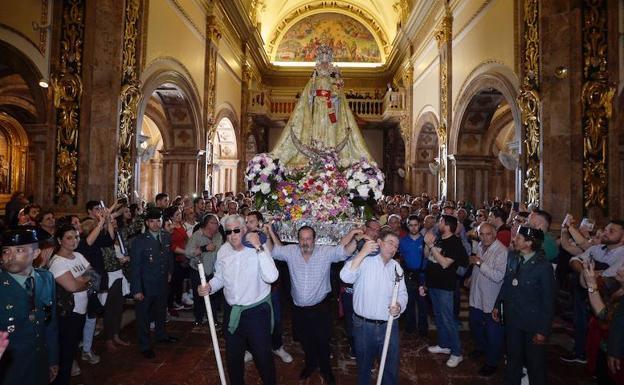 La Morenica dentro de su santuario.