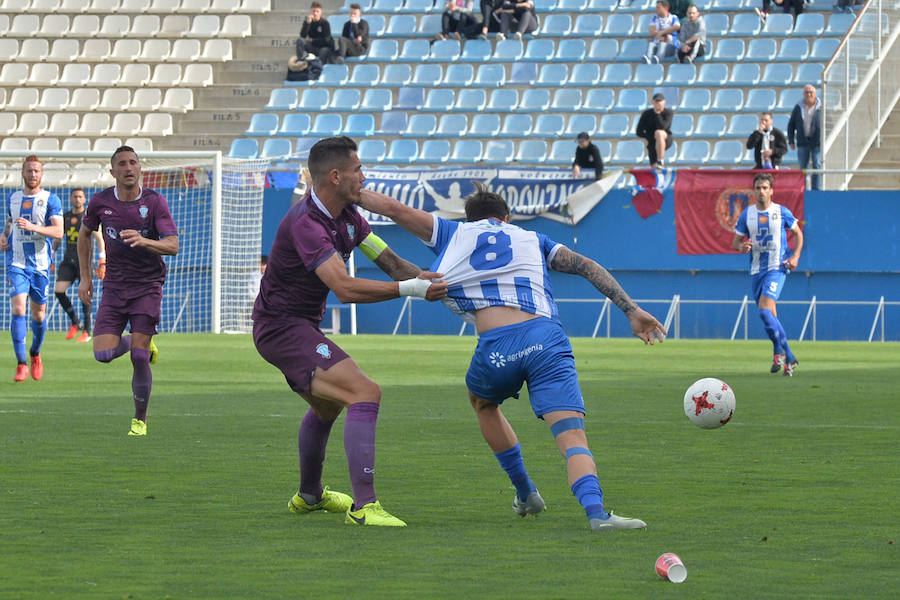 El FC Jumilla se agarra a la lucha por la permanencia tras vencer en el Artés Carrasco y deja al Lorca Deportiva al borde del abismo