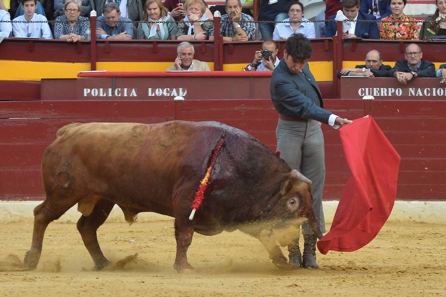 El festival solidario de Murcia volvió a ser un éxito, con trece orejas, dos rabos y mucho público