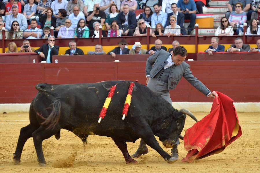 El festival solidario de Murcia volvió a ser un éxito, con trece orejas, dos rabos y mucho público