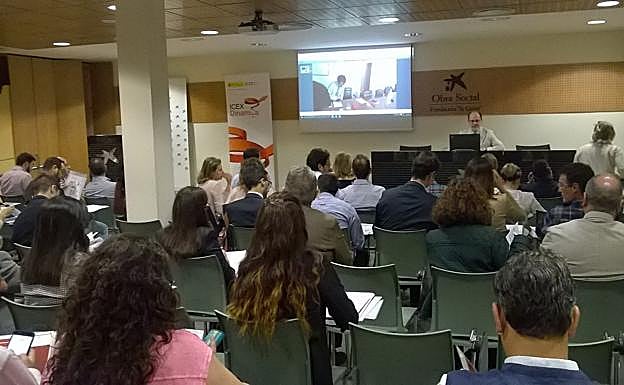 La jornada se ha celebrado en el Salón de actos de la Fundación Caixabank