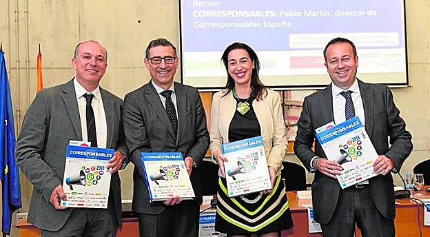 La jornada se celebró en la Facultad de Economía y Empresa.
