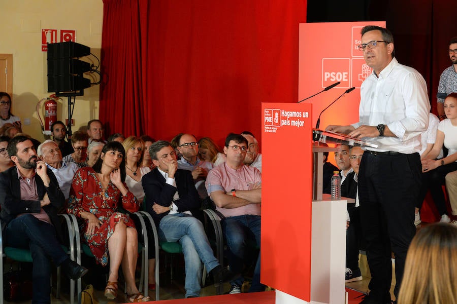 El secretario general del PSOE afirma que «El Tajo-Segura seguirá teniendo su papel mientras haya agua disponible»