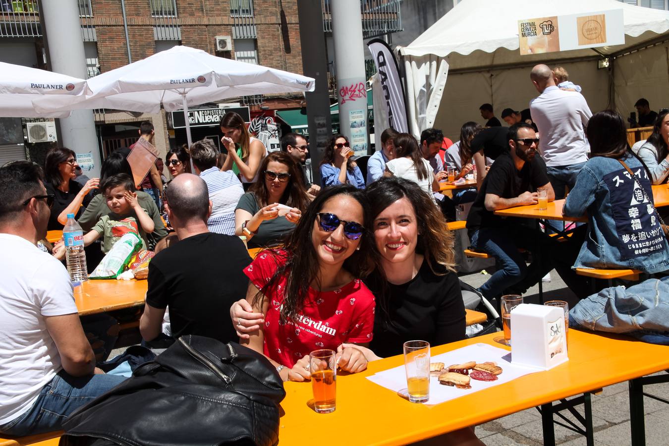 El Festival de la Cerveza puso ayer su punto y final a cuatro días de fiesta y diversión en la plaza de la Universidad de Murcia