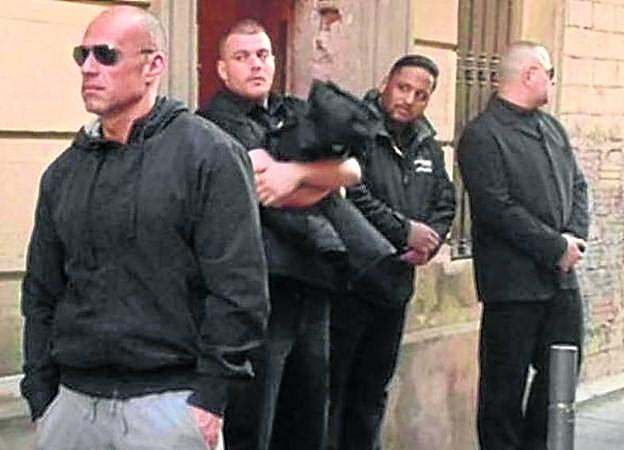 Los agentes de Desokupa usan métodos expeditivos.